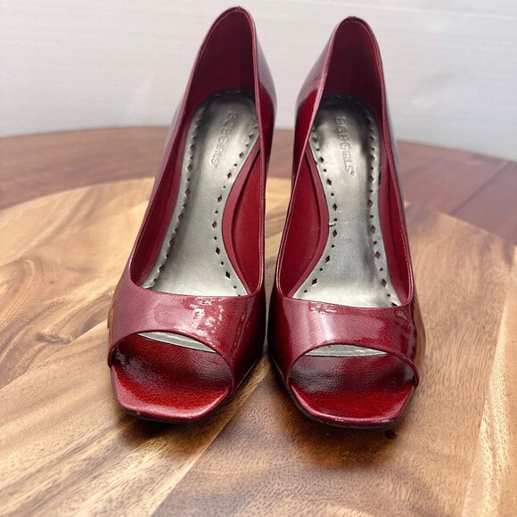Patent leather peep toe pump - Picture 2 of 8